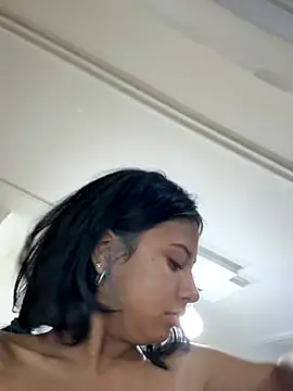 lynn9000 online show from January 8, 8:51 am