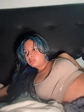 lynn9000 online show from April 17, 7:21 am