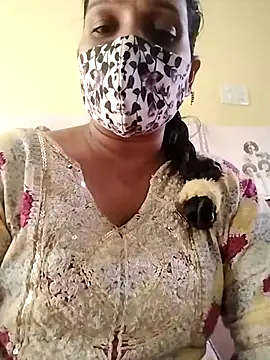 Snapshot of Monika_Telugu_Girl chatting on September 28, 11:26 am Monika Telugu Girl online show from September 28, 11:26 am