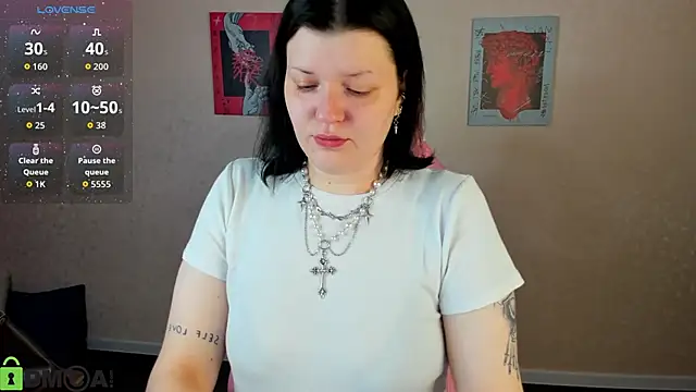 Snapshot of Michele_Greenn chatting on October 4, 1:22 am Michele Greenn online show from October 4, 1:22 am