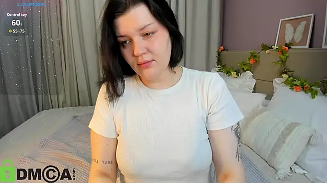 Snapshot of Michele_Greenn chatting on September 30, 12:16 am Michele Greenn online show from September 30, 12:16 am