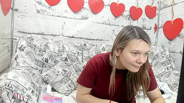 Snapshot of Sunny_Sammy chatting on October 4, 8:09 am Sunny Sammy online show from October 4, 8:09 am