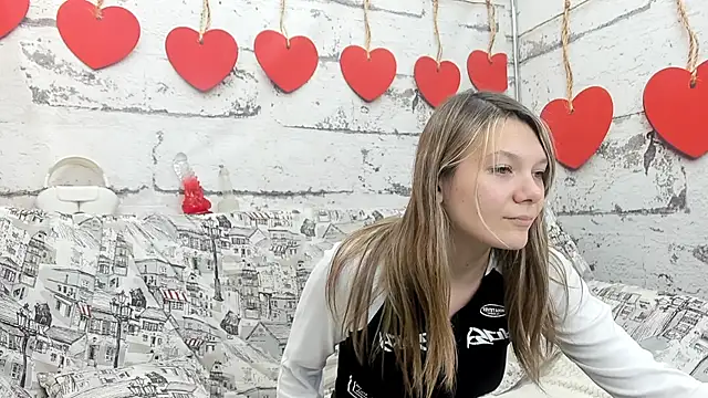 Sunny Sammy online show from October 18, 8:06 am