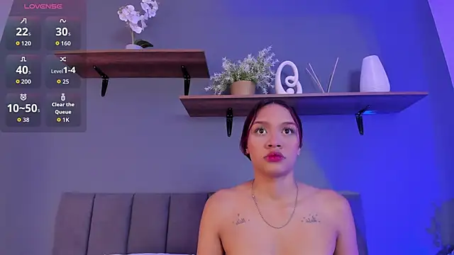 Mia Gil  online show from September 20, 9:57 pm