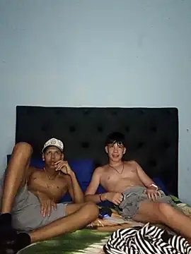 CUB4N1TX xx online show from October 2, 4:28 am