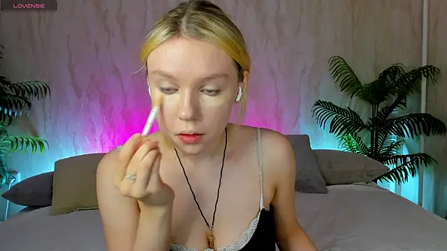 Casey Miller online show from September 30, 12:16 am