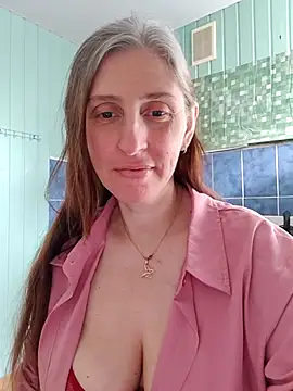CandiCole online show from May 11, 6:59 am