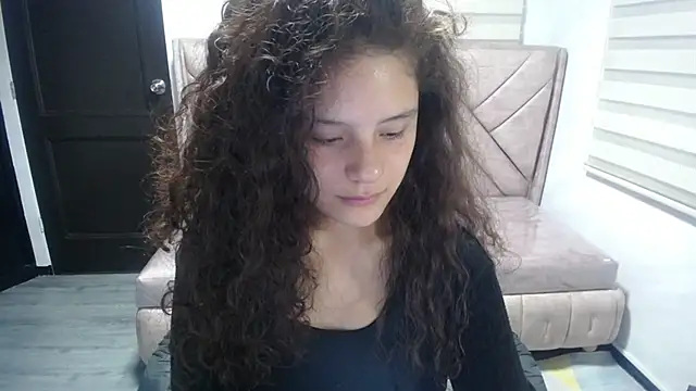 Velvet Moon V online show from October 14, 1:14 pm