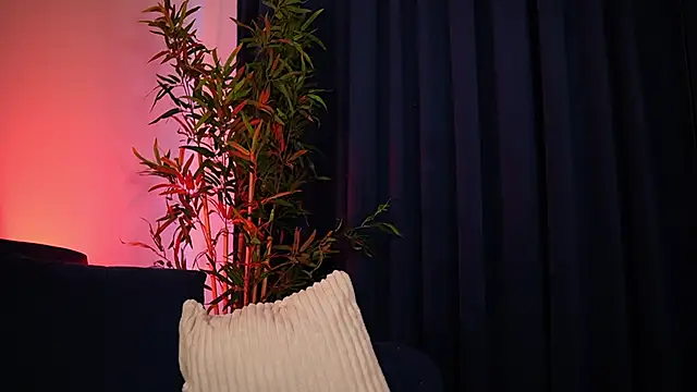  ChloeLee  online show from January 7, 7:23 am