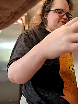 TheMistyPrice online show from April 12, 5:49 pm