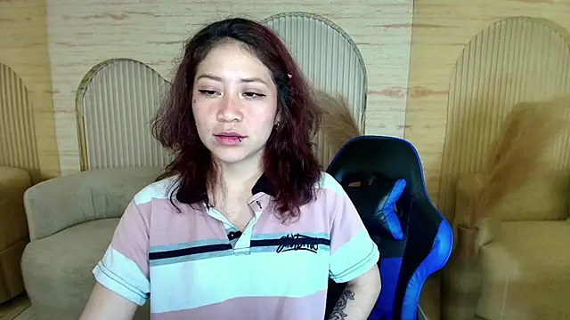 valentina r  online show from October 18, 4:15 am