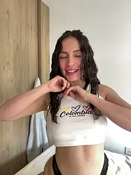 karinasantos  online show from May 14, 12:44 pm