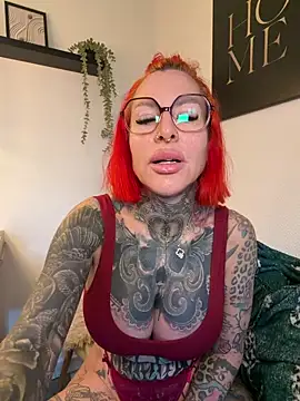CatCoxx online show from May 22, 4:54 am