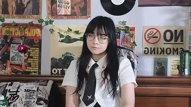 BereniceBattersby online show from October 29, 8:40 am