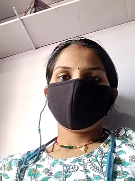 poojam93 online show from October 8, 9:13 am