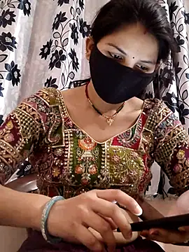 poojam93 online show from April 9, 1:52 am