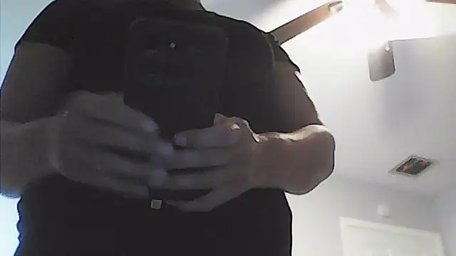 sarahkat86 online show from May 8, 9:16 pm