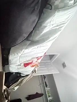 sarahkat86 online show from February 28, 11:04 pm