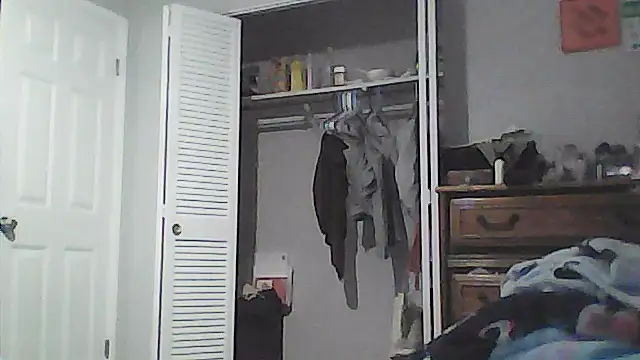 sarahkat86 online show from May 20, 2:19 am
