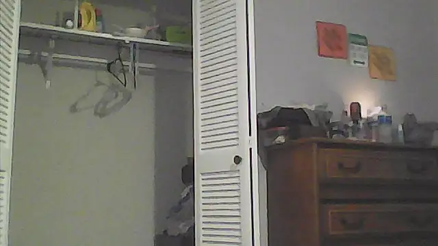 sarahkat86 online show from May 12, 9:54 pm