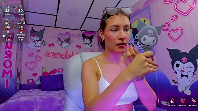 Snapshot of michell__petit_ chatting on September 13, 12:35 pm michell petit online show from September 13, 12:35 pm