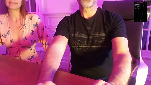 friendswithben33 online show from July 30, 9:59 pm