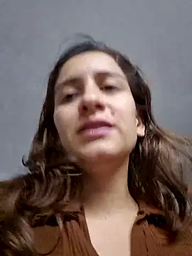 aytanna torrez online show from December 18, 2:16 am