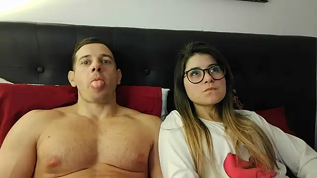 luca23millo90 online show from May 9, 4:36 am