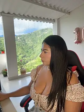 samanthahut1 online show from May 14, 9:20 pm
