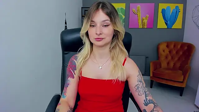 LilFleurish online show from May 5, 4:37 am