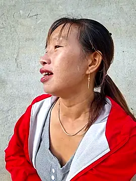 ngocngoc cute online show from October 12, 12:46 am