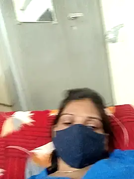 Snapshot of soni_yhakur chatting on September 17, 5:33 pm soni yhakur online show from September 17, 5:33 pm