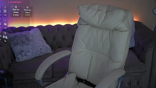 MelisaRoss online show from May 23, 6:12 am