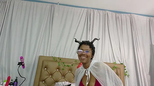 didoelizabeth online show from December 16, 1:28 pm