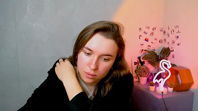 JuliaTopp  online show from November 22, 7:11 am