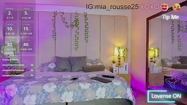 mia rousse25 online show from May 9, 3:52 am