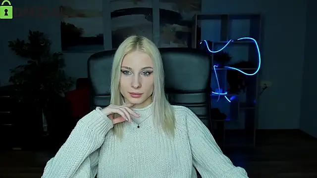Alexa Woods online show from October 9, 6:56 pm