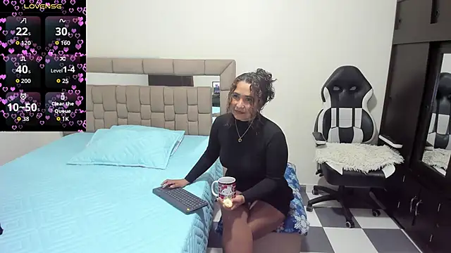 gabrielaponce11 online show from April 29, 1:58 pm