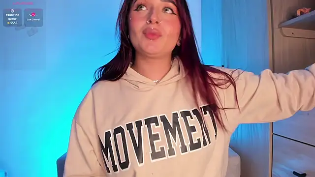 scarlett Collinss online show from January 8, 4:49 am