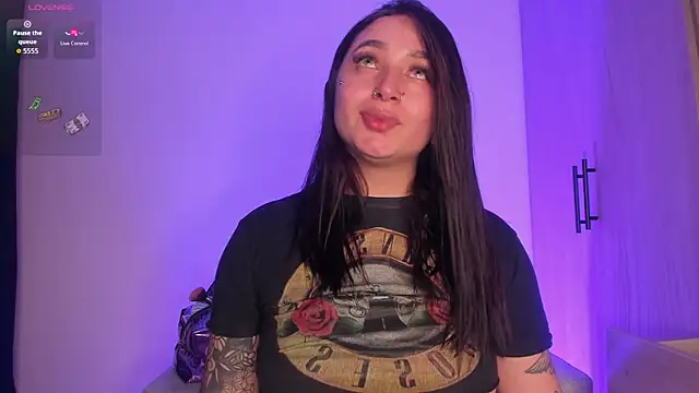 scarlett Collinss online show from May 25, 11:37 pm