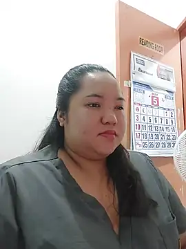 LianaCruzado online show from May 19, 1:51 pm