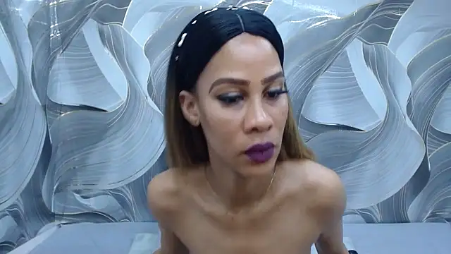 GlowGoddessxx online show from May 14, 7:36 am