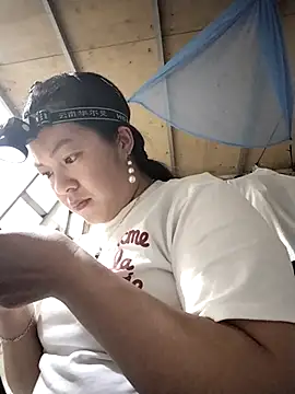 naop04 online show from November 4, 11:43 pm