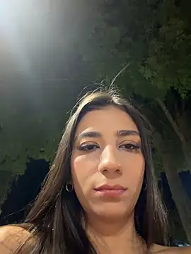 -juicy  online show from May 26, 11:48 pm