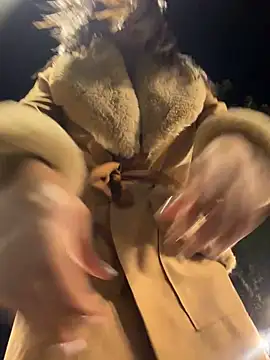 -juicy  online show from February 13, 12:23 am