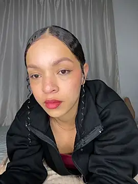 Yasmin777  online show from November 25, 12:02 am