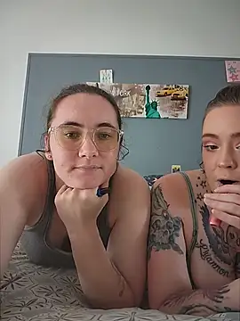 AndHerXO online show from July 2, 12:22 pm