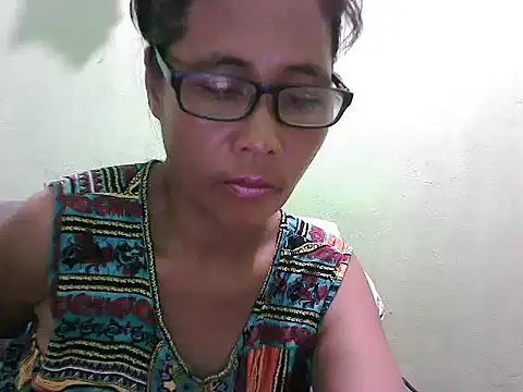 HotLadyPinay32 online show from May 9, 9:11 am