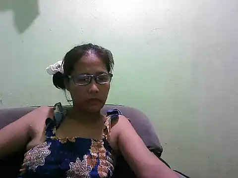 HotLadyPinay32 online show from May 8, 7:55 am