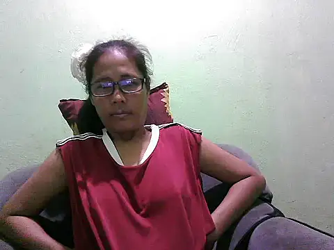 HotLadyPinay32 online show from March 15, 8:44 pm